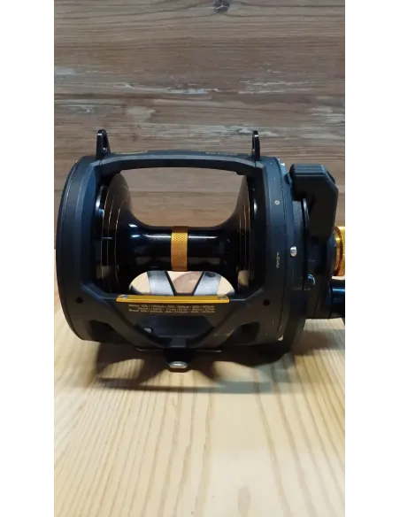 Penn squal 50lb 2 velocidades + caña shimano beast Master 80lb + hilo suflix