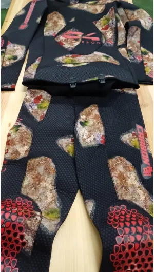TRAJE C4 CARBON 5MM