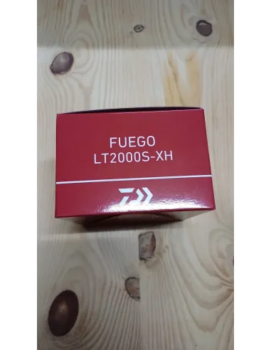 CARRETE  DAIWA FUEGO 2000 MAS HILO DE REGALO
