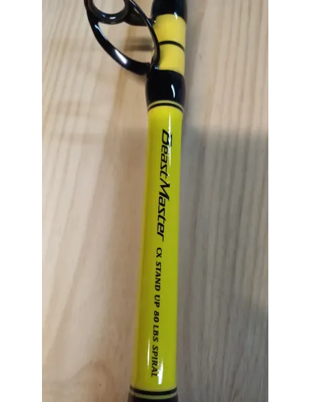 Penn squal 50lb 2 velocidades + caña shimano beast Master 80lb + hilo suflix